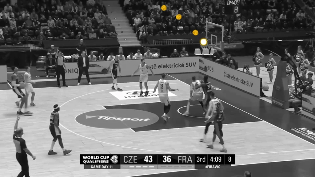 Vidéo en motion design - animation 2D - présentation du Basketball aux Jeux Olympiques de Paris 2024 - panier à 3 points de Victor Wembanyama - Spered Production Rennes Bretagne - Lenaig Boudigou